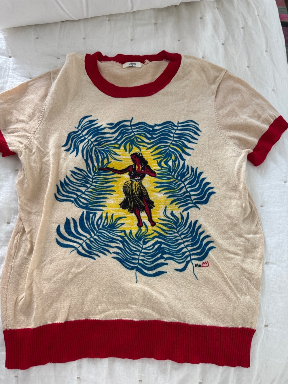 Me369 women’s sweater. Size S